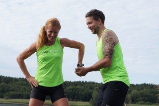Axlar och biceps Axlar och biceps